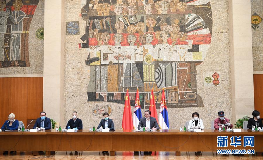 (國(guó)際疫情)(3)塞爾維亞采納中國(guó)專(zhuān)家組建議 將擴(kuò)大新冠病毒檢測(cè)范圍