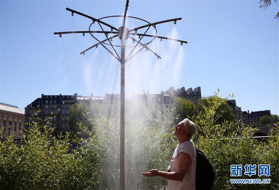 （國際）（3）法國迎來高溫&ldquo;烤&rdquo;驗(yàn) 多地拉響&ldquo;紅色警報(bào)&rdquo;