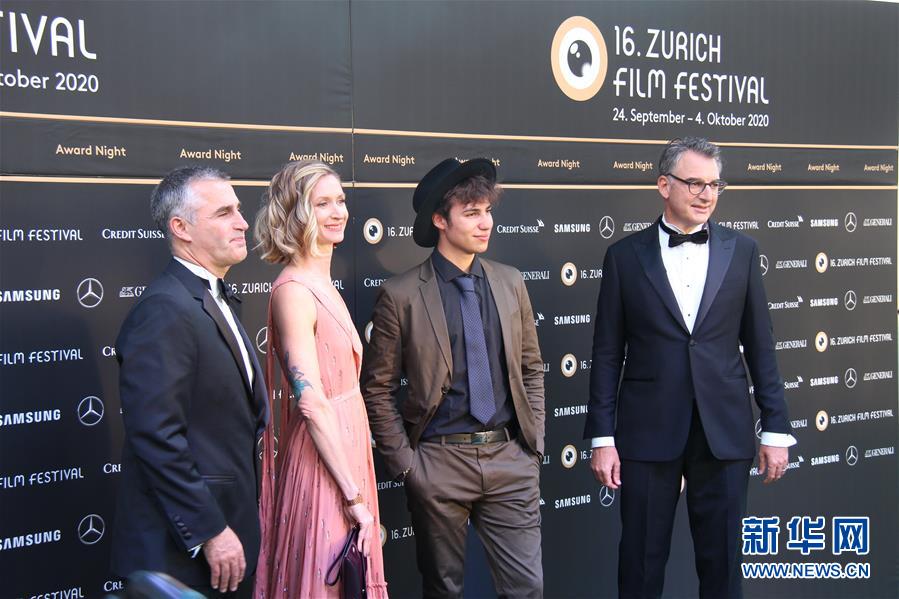 （國(guó)際&middot;圖文互動(dòng)）專(zhuān)訪：加強(qiáng)與中國(guó)電影人的合作和交流非常重要&mdash;&mdash;訪蘇黎世電影節(jié)總導(dǎo)演克里斯蒂安&middot;容根
