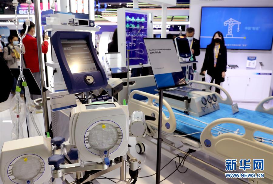 （第三屆進博會&middot;圖文互動）（10）新疫苗、新療法，進博會最&ldquo;火爆&rdquo;展區(qū)見聞