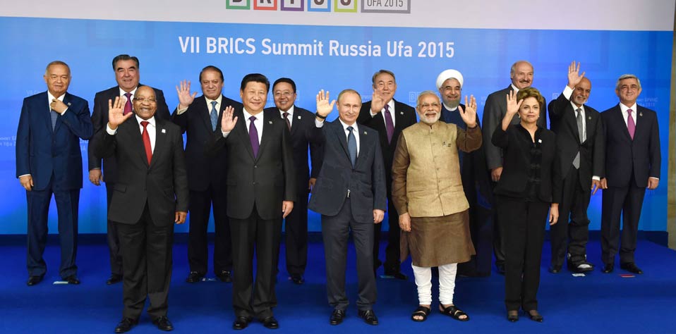 習(xí)近平出席金磚國家同歐亞經(jīng)濟聯(lián)盟、上海合作組織成員國、觀察員國及受邀國領(lǐng)導(dǎo)人對話會