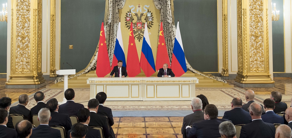 習(xí)近平同俄羅斯總統(tǒng)普京共同會見中俄友好、和平與發(fā)展委員會，媒體和企業(yè)界代表