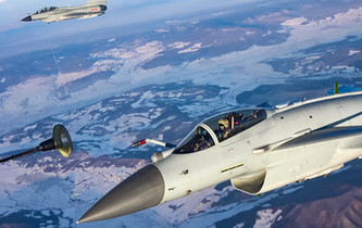 2017軍旅影像：這一年，中國戰(zhàn)機很忙