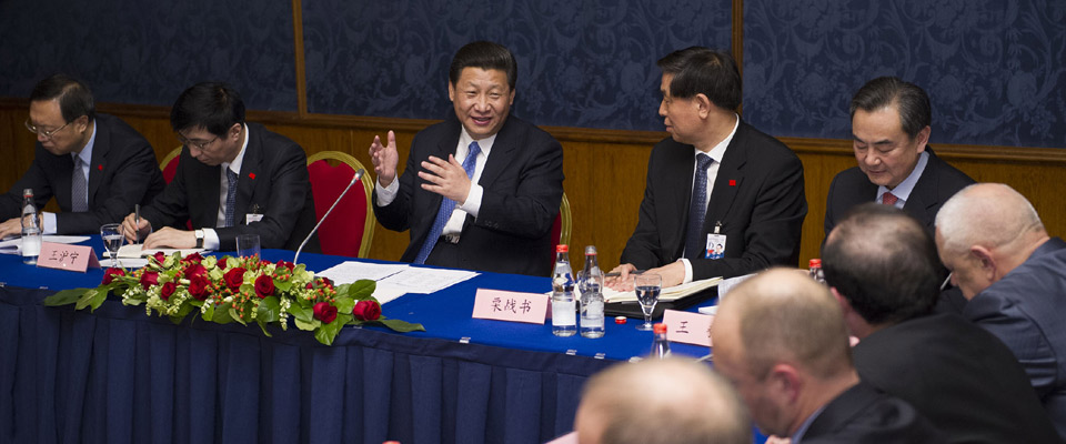 習(xí)近平會(huì)見(jiàn)俄羅斯?jié)h學(xué)家、學(xué)漢語(yǔ)的學(xué)生和媒體代表