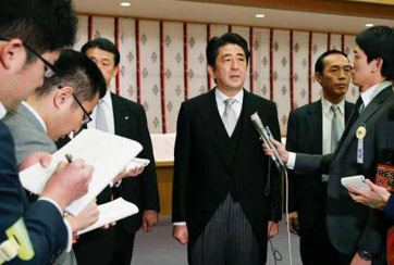 安倍機關(guān)算盡又能撈到幾根稻草？