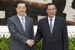 胡錦濤會(huì)見(jiàn)柬埔寨首相洪森